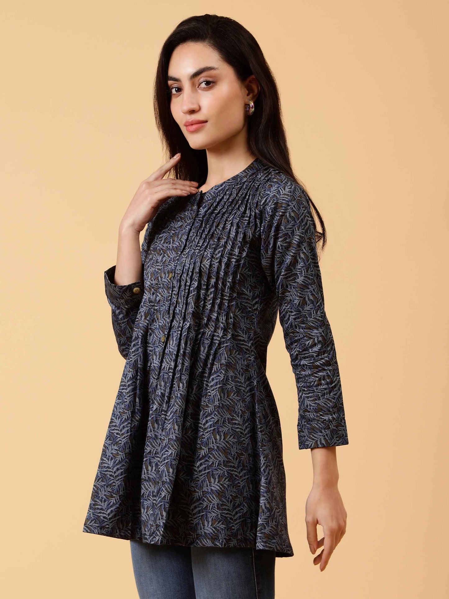 FarzIndia-Blue-Pinstck-Long-Top-FloralPrint-Modestshirt