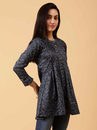 FarzIndia-Blue-Pinstck-Long-Top-FloralPrint-Modestshirt